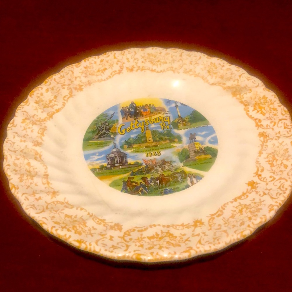 Ceramic souvenir plate